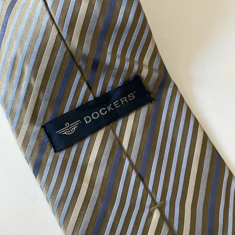 Dockers Elegant Striped Men's Tie